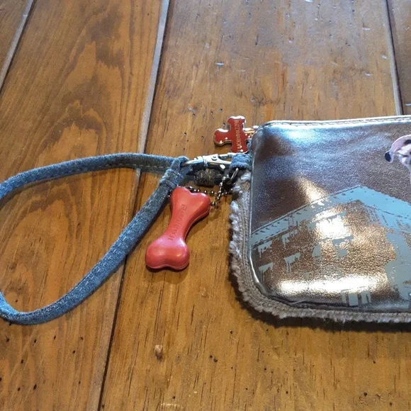 Fuzzynation English  Bulldog  Wristlet - Picture 3 of 5